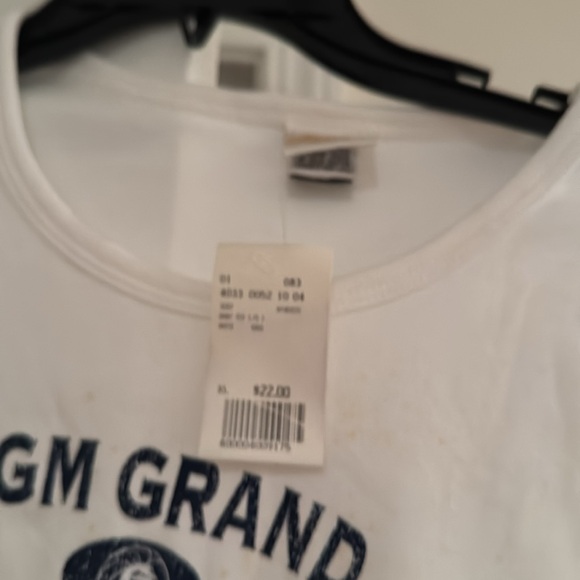 MGM Grand Las Vegas Logo Womens XL with tag fitted - Picture 3 of 4